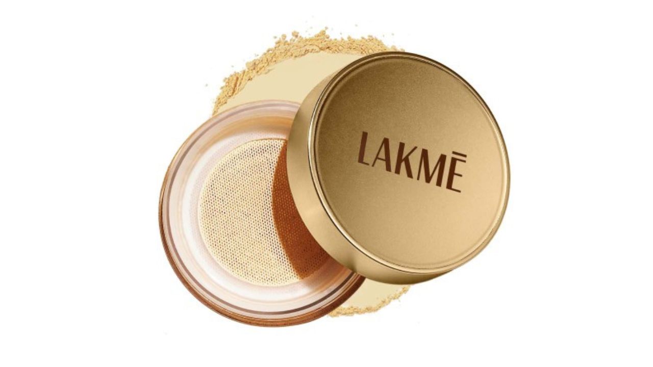 Lakme Fashionista Collection 9to5 Double Duty Bake & Blur Setting Powder