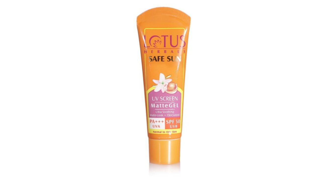 Lotus Herbals Unisex Safe Sun SPF 50 UV Screen MatteGel Sunscreen