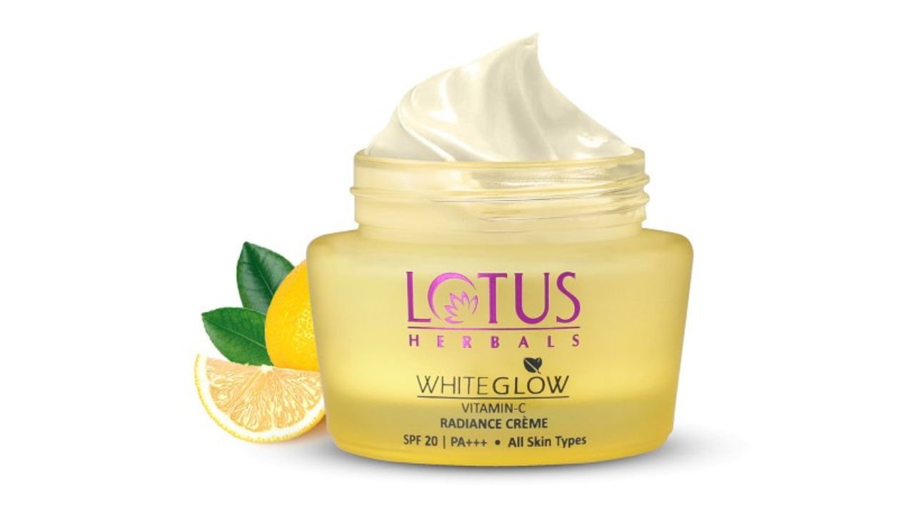 Lotus Herbals WhiteGlow Vitamin C Radiance Creme with SPF20