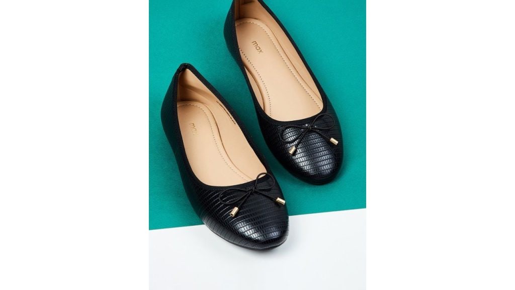 Max Women Black Ballerinas Flats