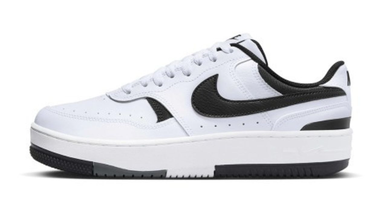 Nike Women Gamma Force Sneakers
