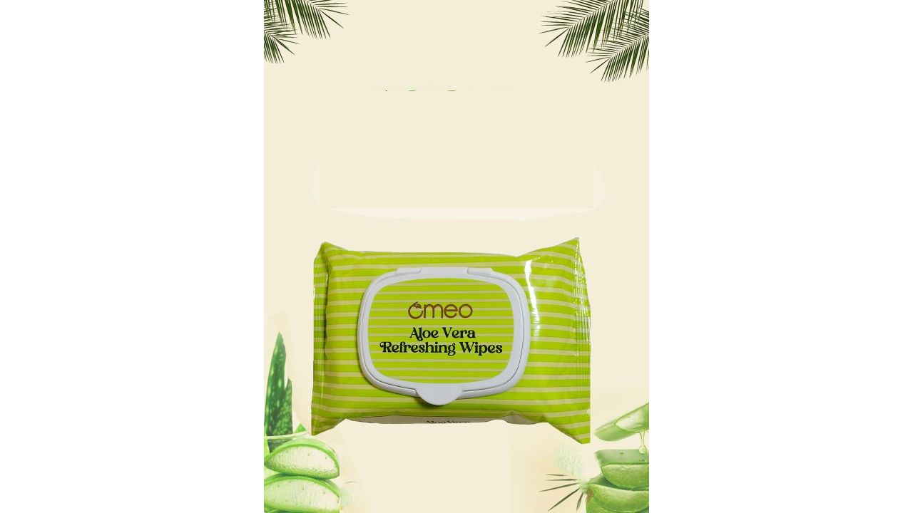 Omeo Set Of 6 Aloe Vera & Calendula Refreshing Alcohol Free Face Wipe - 25 Wipes Each
