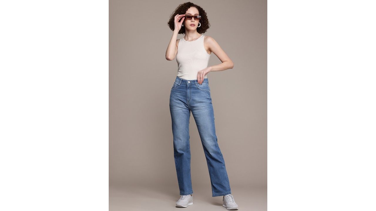 Roadster The Life Co. Straight Fit High-Rise Light Fade Stretchable Jeans