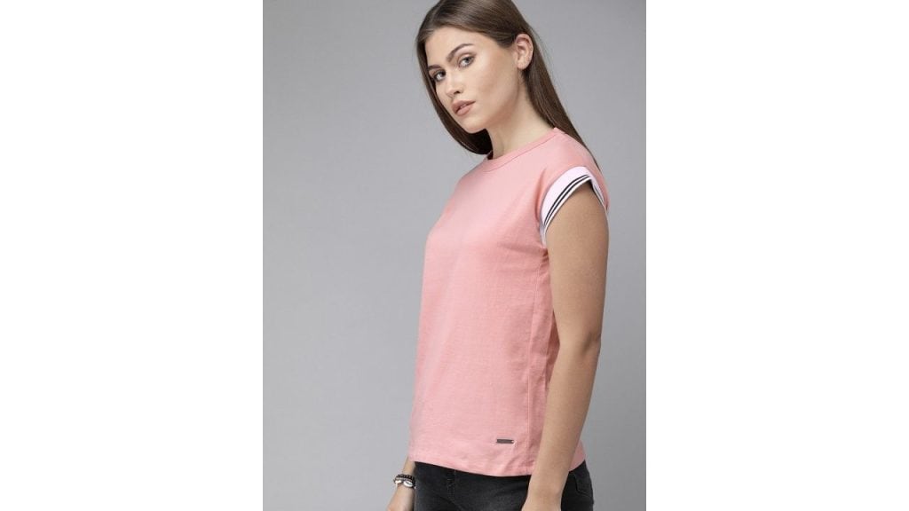 Roadster The Lifestyle Co Women Pink Solid Round Neck Pure Cotton T-shirt With Contrast Sleeves Tipping