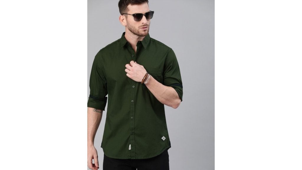 RoadsterMen Olive Green Pure Cotton Casual Shirt