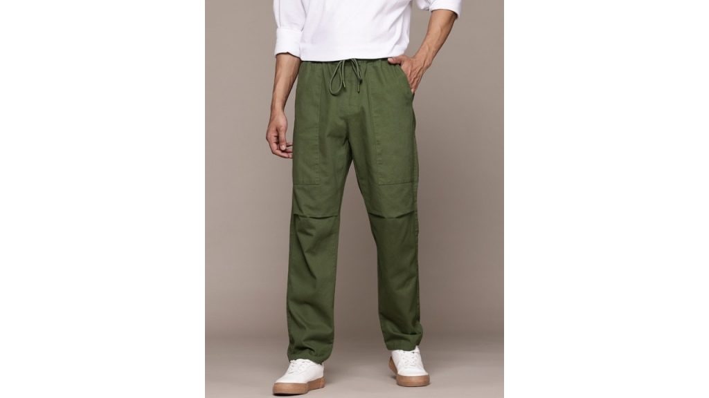 RoadsterThe Lifestyle Co. Men Cotton Baggy Fit Trousers
