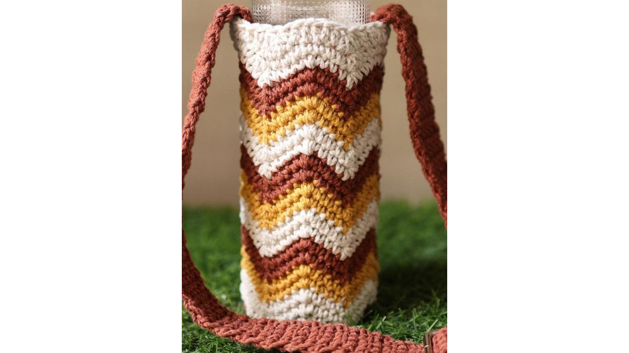 Sarmaya - The Handcraftes Brown Crochet Sling Bottle Holder