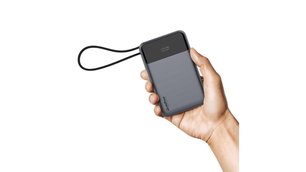 Stuffcool GIGA Smallest 65W 20000mAh Laptop Powerbank