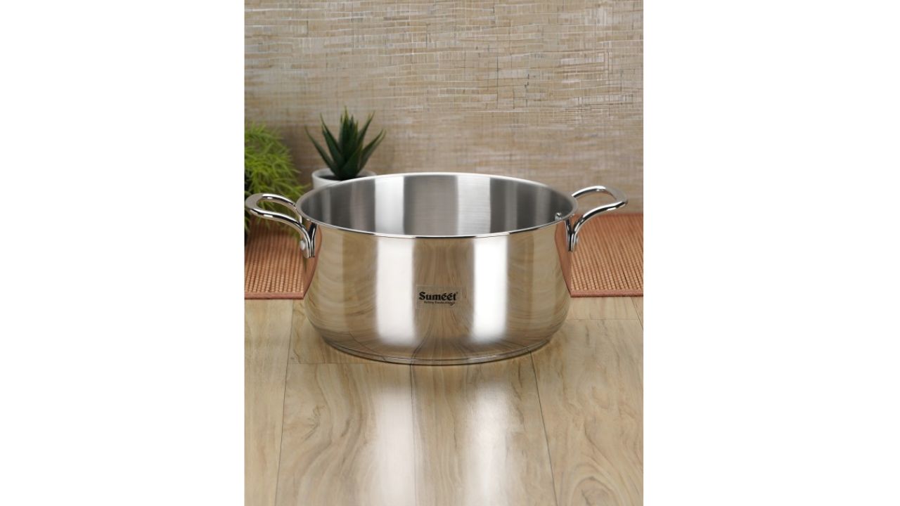 Sumeet Silver-Toned Stainless Steel Dishwasher Safe Cook and Serve Casserole 5 L