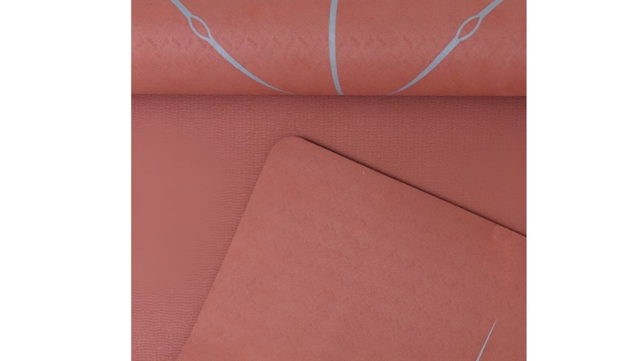 TEGO Red Rectangular Anti-Skid Yoga Mat