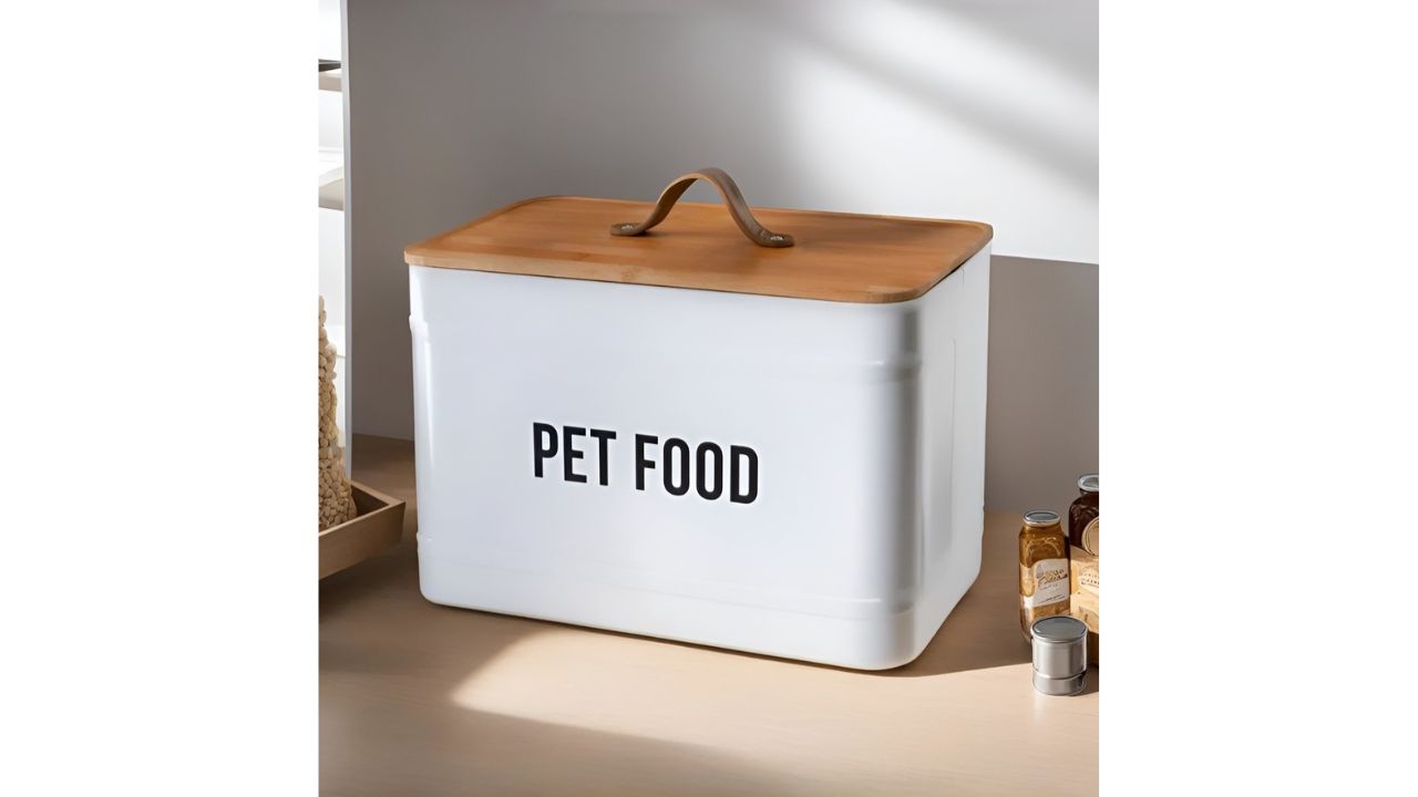 The Better HomeSilver-Toned Silver Typography Bamboo Flip Top Graduated Container