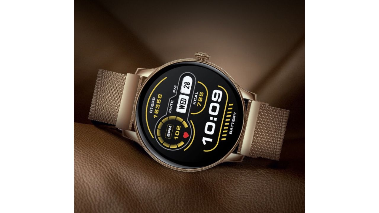 TimexUnisex iConnect Pro 1.38(3.50 cm) Display with BT Calling Smartwatch TWIXW1204T