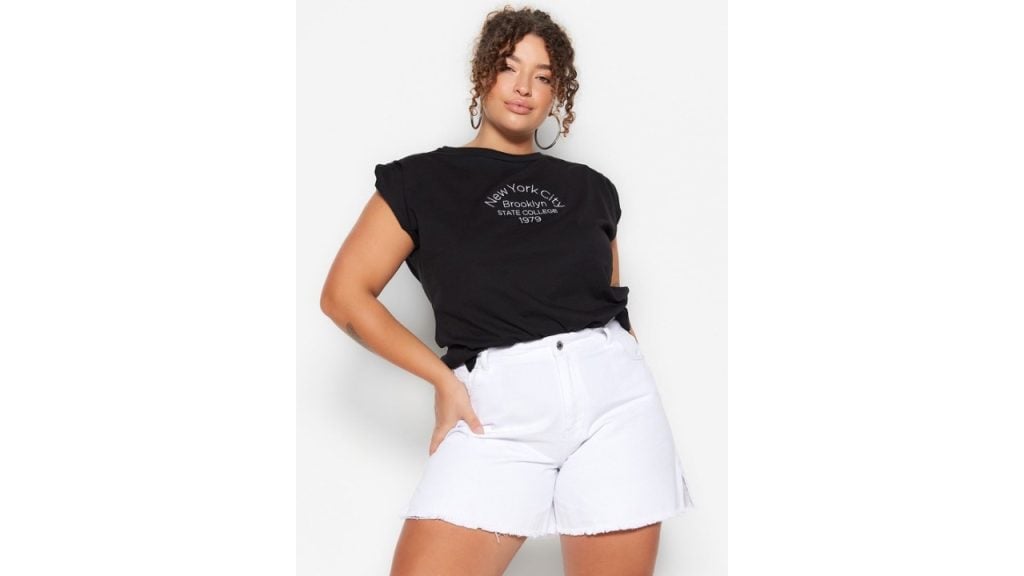 TrendyolWomen High-Rise Pure Cotton Denim Shorts