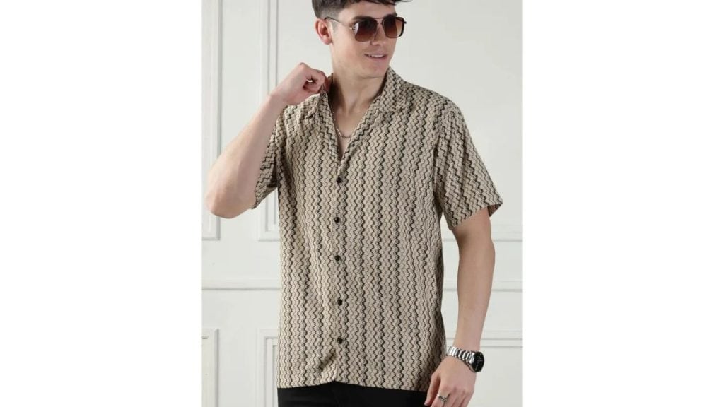 URBAN BUCCACHI Men Regular Fit Striped Lapel Collar Casual Shirt