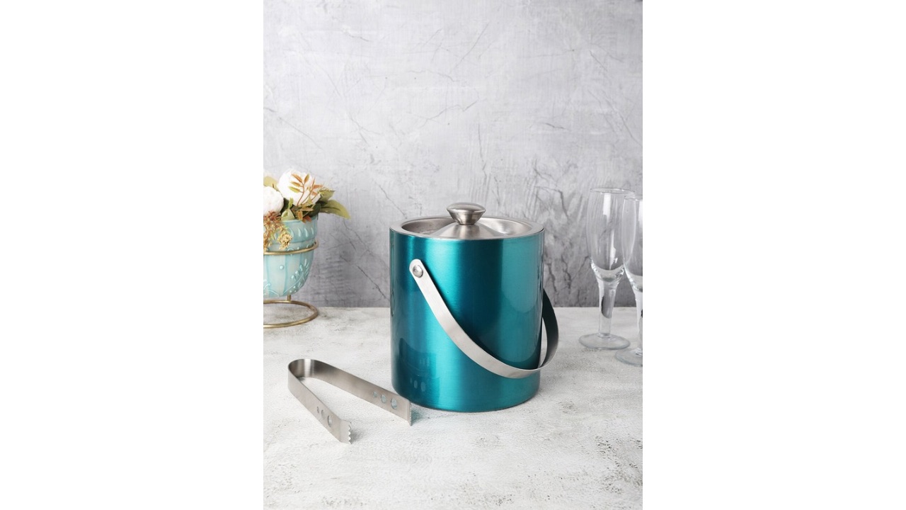 VarEeshaBlue Solid Ice Bucket With Tongs