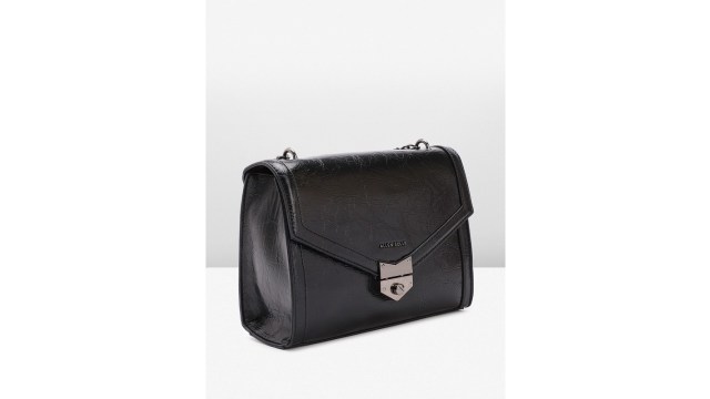 Allen SollyWomen Solid Sling Bag