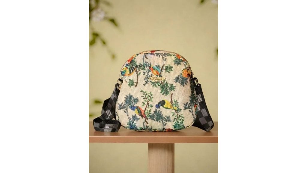 BANDICOOT Women Graphic Printed Crossbody Sling Bag