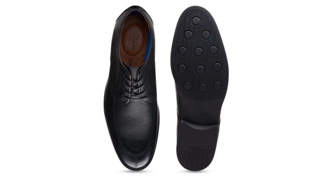 Clarks Men Textured Leather Formal Derbys