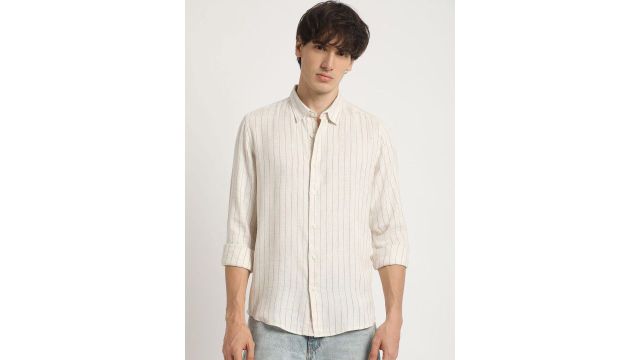 THE BEAR HOUSE Vertical Striped Slim Fit Casual Shirt