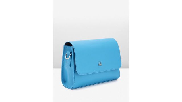 United Colors of Benetton Solid Structured Sling Bag