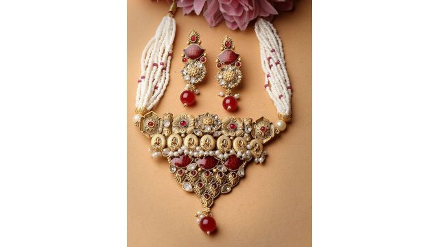 ADIVA Gold Plated Kundan Studded & Pearl Beaded Jewellery Set