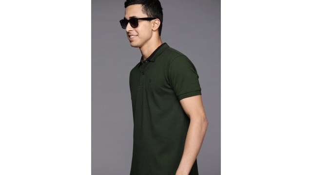 Allen SollyMen Olive Green Solid Polo Collar T-shirt