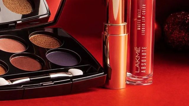 Best Lakme Festive Beauty Picks on Myntra