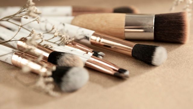 Best Lakmé Makeup for Iconic Everyday Beauty