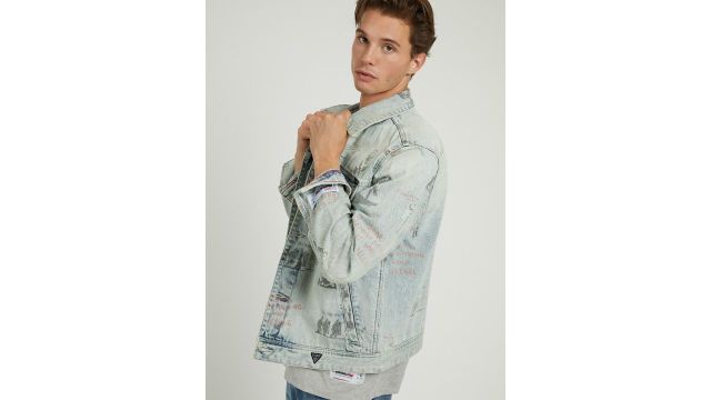 GUESS Spread Collar Washed Pure Cotton Denim Jacket