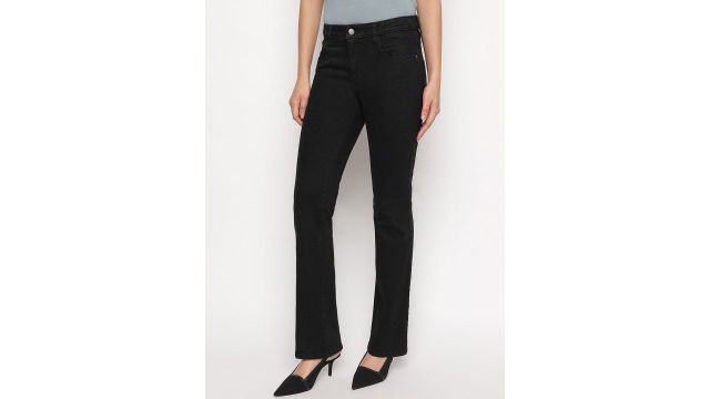 GUESS Women Regular Fit Mid-Rise Jeans