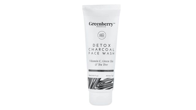 Greenberry Organics Detox Charcoal, Vitamin C, Green Tea, Tea Tree Face Wash