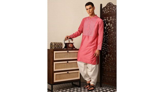 House of Pataudi Embroidered Mandarin Collar Mirror Work Kurta