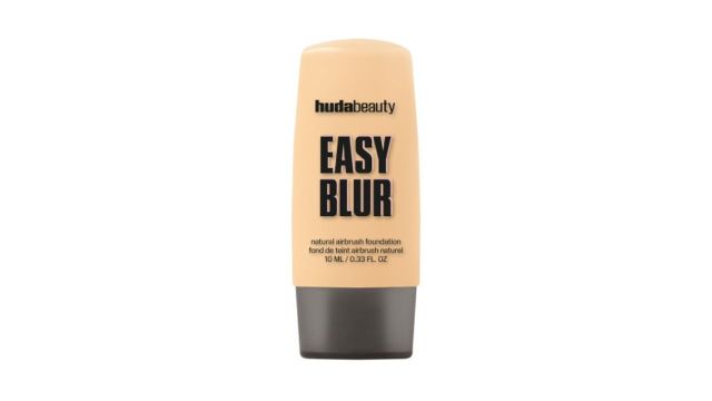 Huda Beauty Easy Blur Natural Airbrush Mini Foundation – Custard 220N (10 ml)