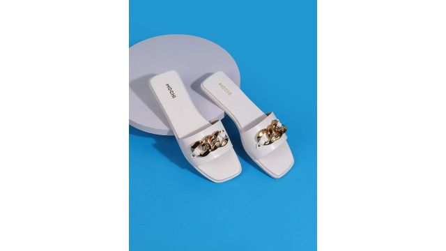 Mochi Women White Open Toe Flats