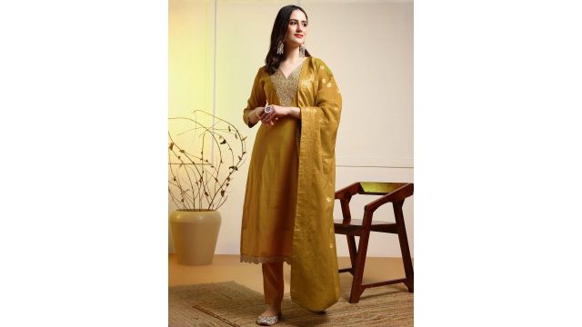 Moda Rapido Embroidered Silk Blend Kurta Sets
