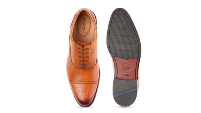 Ruosh Men Textured Leather Formal Brogues