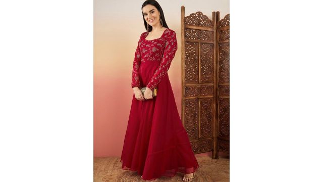 Sangria Women Floral Zari Embroidered Maxi Dress