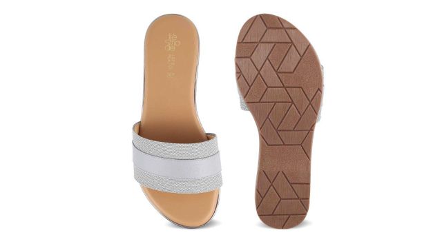 Tresmode Women Textured Open Toe Flats