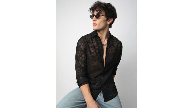 VASTRADO Men Classic Spread Collar Geometric Self‑Design Slim Fit Casual Shirt (Black, Polyester)