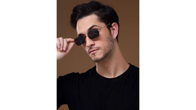 Voyage Unisex Rectangle Sunglasses (Gold/Black)
