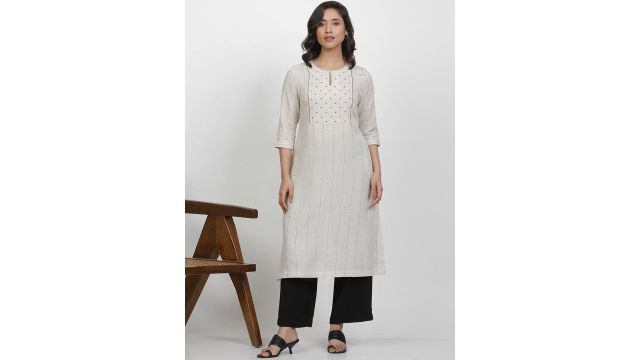W for Women Geometric Yoke Design Thread Work Kurta