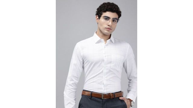 Arrow Pure Cotton Manhattan Slim Fit Checked Formal Shirt