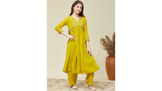 CurlyTales Girls Embroidered Anarkali Kurta with Trousers (Yellow)